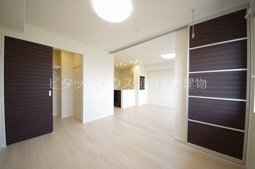 その他部屋・スペース　洋室５．６帖※類似室内