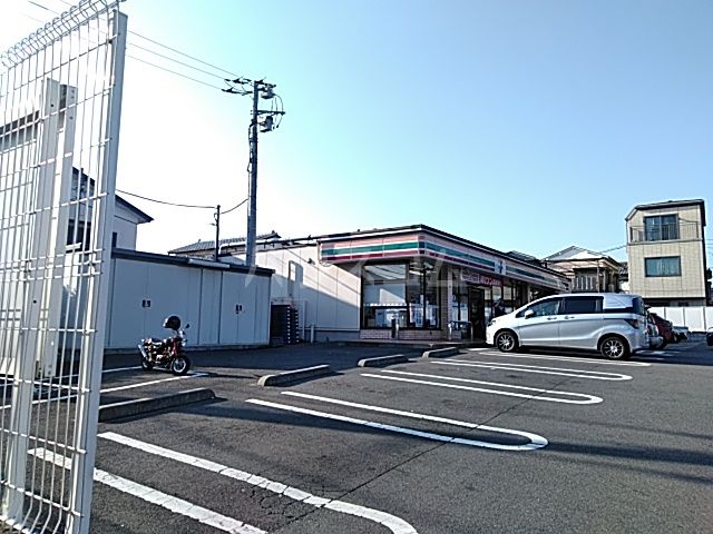 コンビニ　セブン-イレブン綾瀬蓼川２丁目店（コンビニ）まで386m