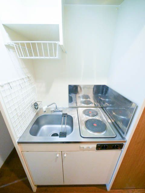 キッチン　参考写真。現状優先