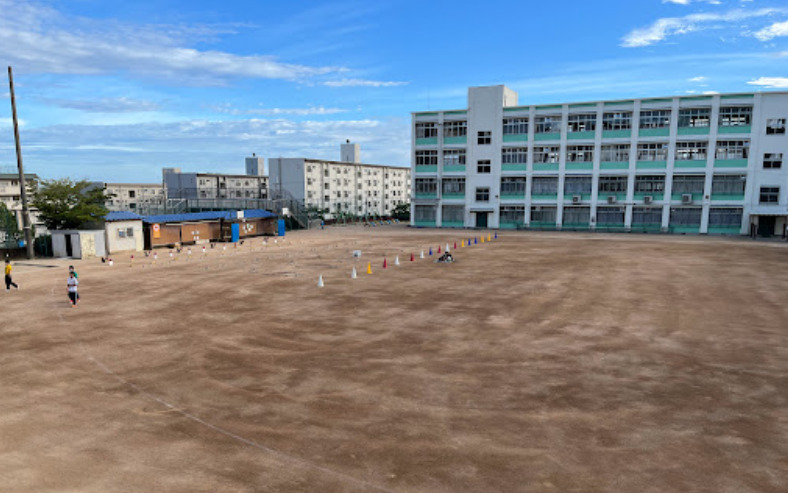小学校　神戸市立渦が森小学校（小学校）まで1083m