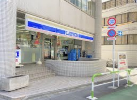 コンビニ　ローソン東大久保店（コンビニ）まで183m