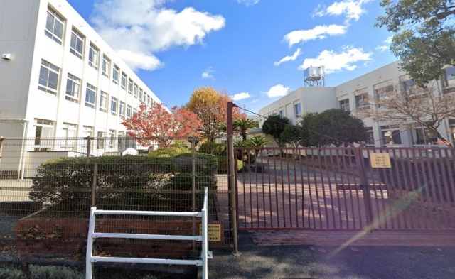 小学校　島田市立島田第二小学校（小学校）まで502m