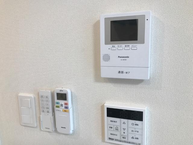 セキュリティ　カメラ付インターホン（イメージ）