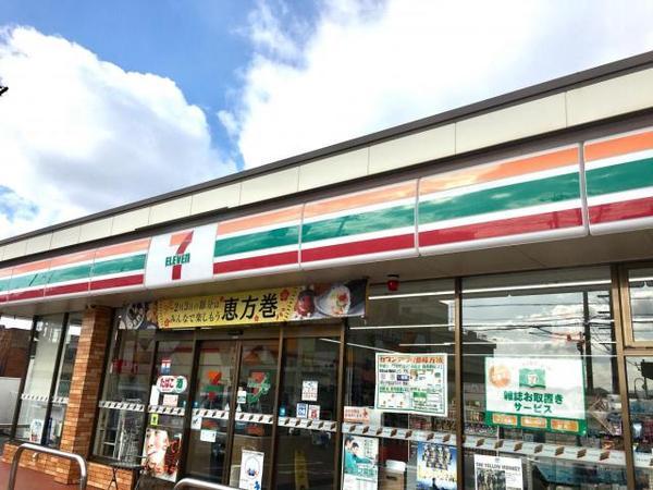 コンビニ　セブンイレブン彦根平田南店（コンビニ）まで170m