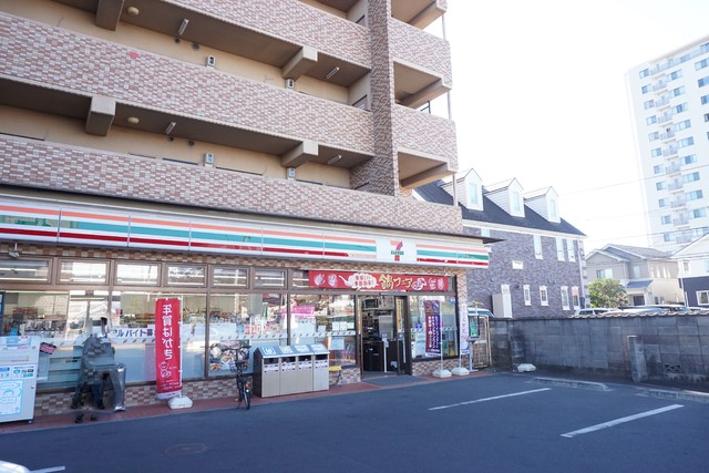 コンビニ　セブンイレブン仙台河原町店（コンビニ）まで300m