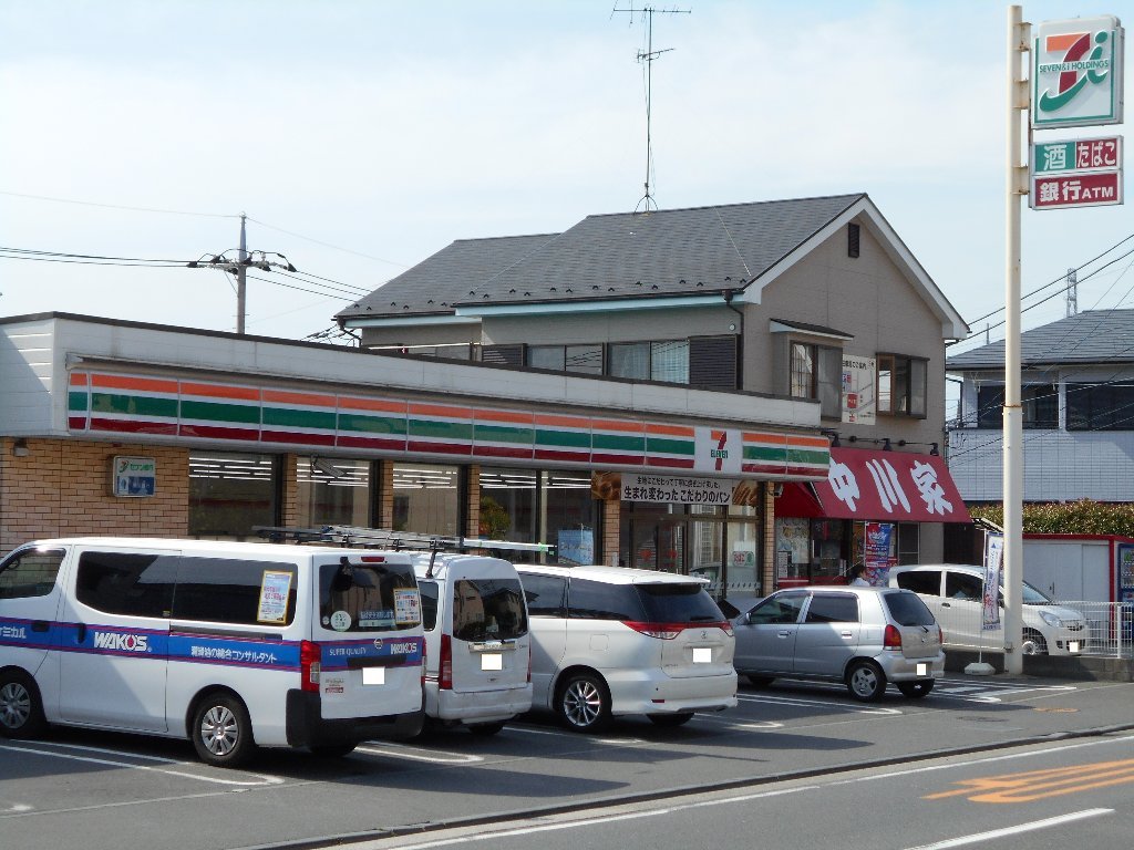 コンビニ　セブンイレブン 横浜川和台店（コンビニ）まで550m