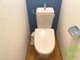 トイレ　ウォシュレット機能がついたトイレです。安心して使用できますね