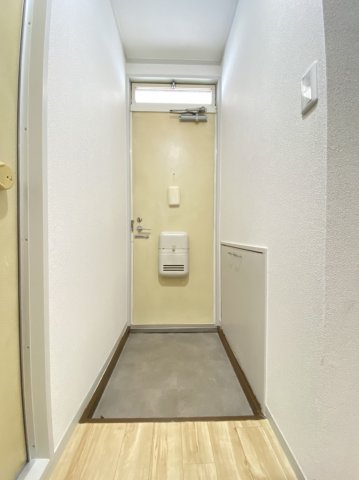 玄関　※別部屋写真