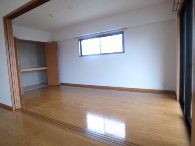 セキュリティ　写真は別号室タイプになります。