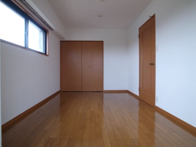 その他部屋・スペース　写真は別号室タイプになります。