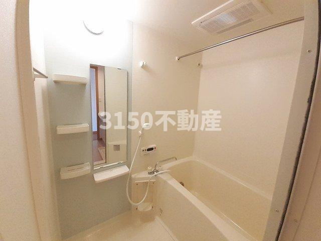バス・シャワールーム　お風呂で日々の疲れを落としましょう