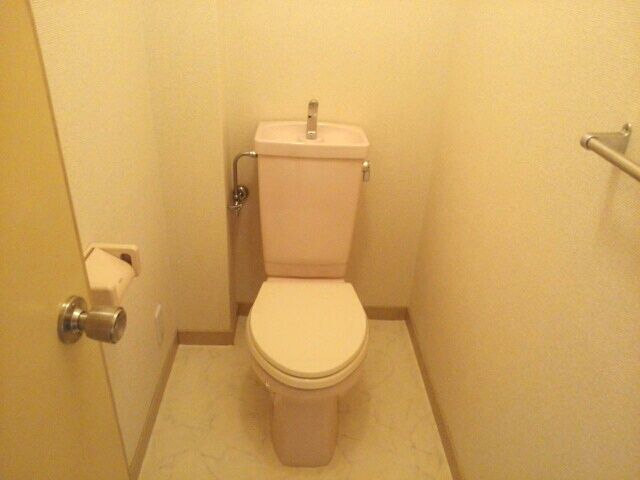 トイレ　トイレもきれいです
