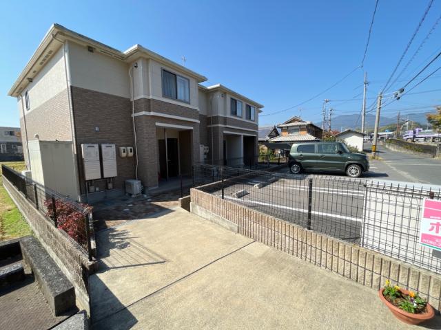 建物外観　外観写真（昼）