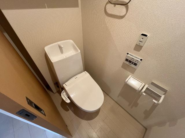 トイレ　シャワー付トイレ