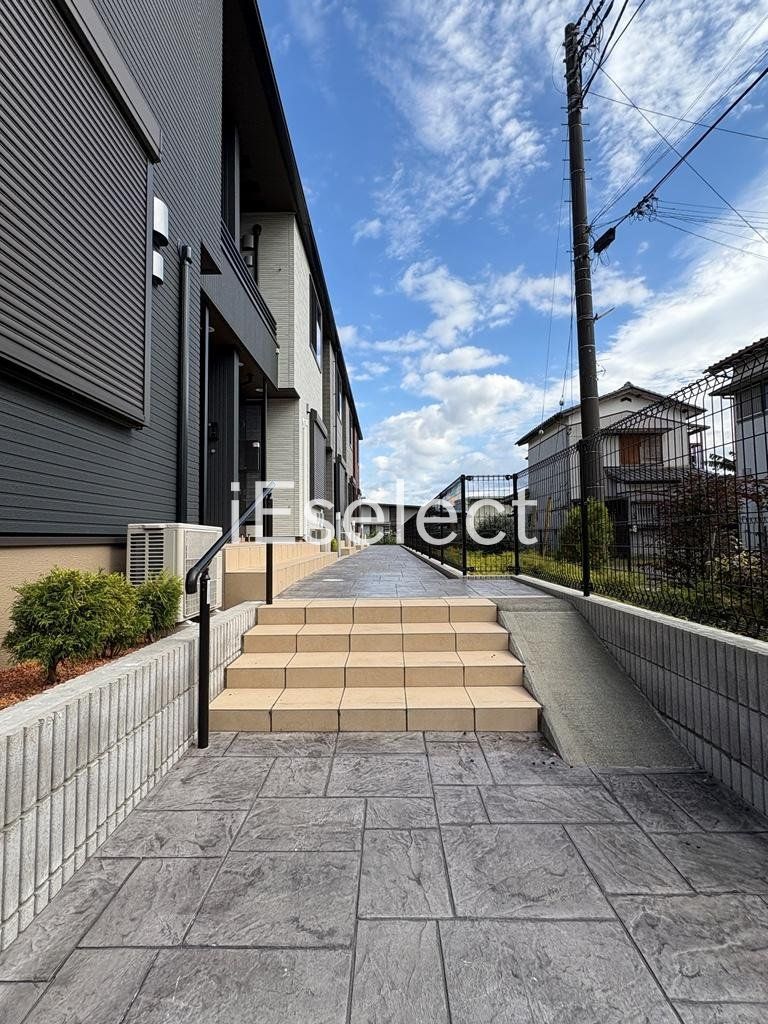 エントランス　お部屋へはこちらから