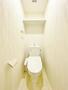 トイレ　トイレも明るく綺麗ですね