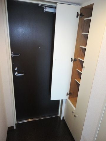 玄関　★見学希望等はタウンハウジング中央林間店までお気軽に♪★