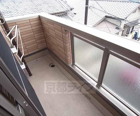 バルコニー　広々としたベランダです。