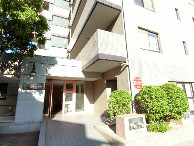 エントランス　詳細は、RISUMO江坂本店→06-6155-7137まで♪