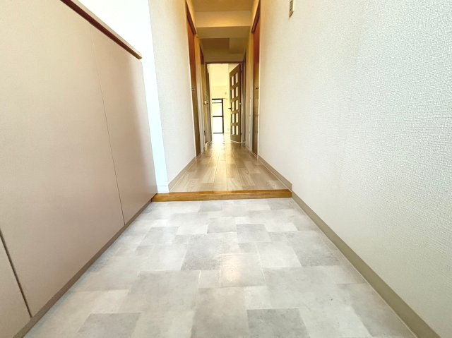 玄関　詳細は、RISUMO江坂本店→06-6155-7137まで♪