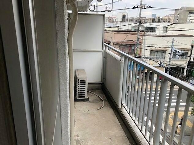バルコニー　※同仕様写真