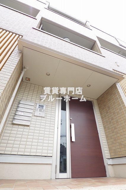 建物外観　３階建てのハウスメーカー施工です！