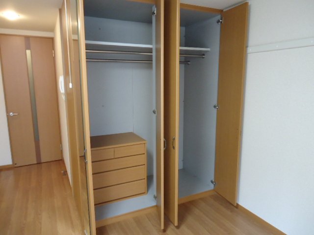収納　クローゼット