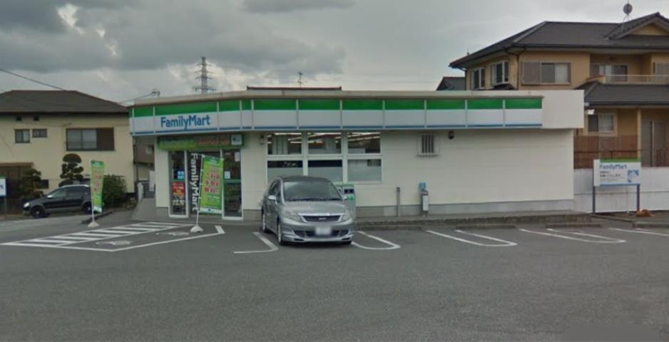 コンビニ　ファミリーマート宇東川東町店（コンビニ）まで260m