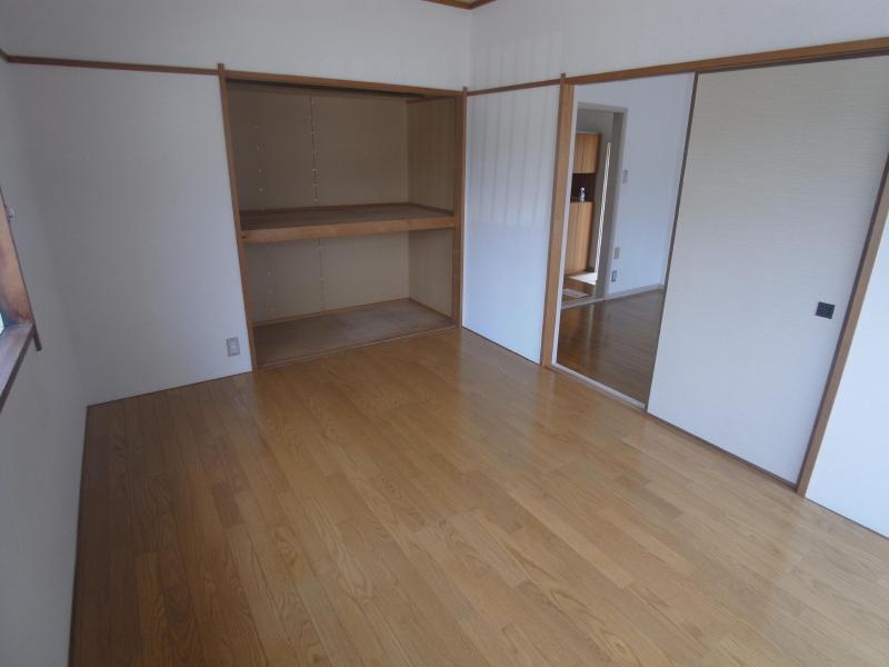 収納　収納付きの洋室です！