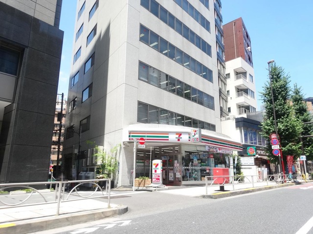 コンビニ　セブンイレブン芝フロントビル店（コンビニ）まで125m