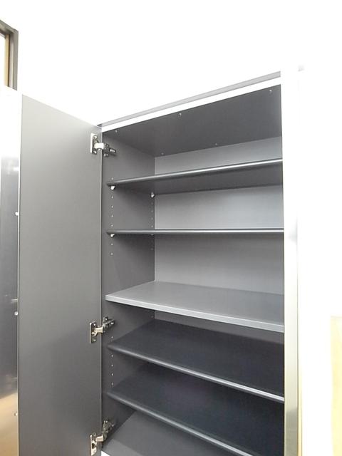 収納　収納　シューズボックス