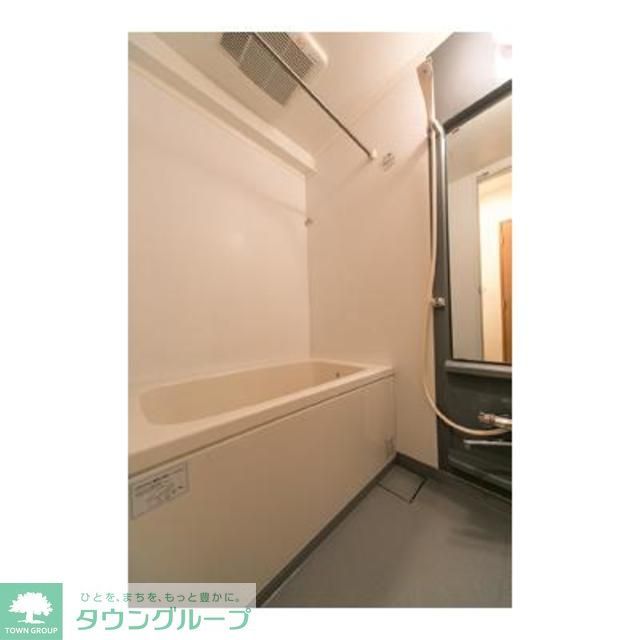 バス・シャワールーム　※写真は同タイプ住戸です。