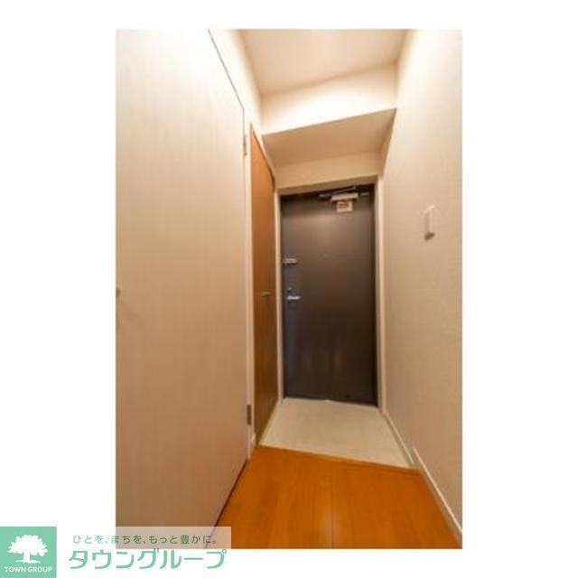 玄関　※写真は同タイプ住戸です。