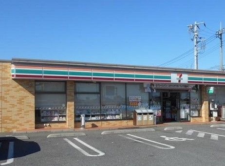 コンビニ　セブンイレブン伊奈羽貫駅前店（コンビニ）まで660m