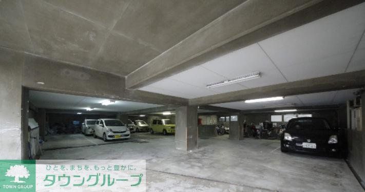 駐車場　駐車場