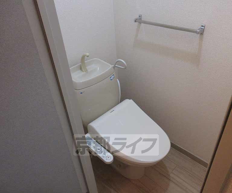 トイレ　清潔感のあるトイレです