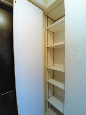 その他設備　落ち着いた玄関です