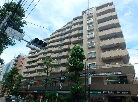 建物外観　外はこのようになっています