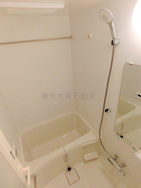 バス・シャワールーム　追焚と浴室暖房乾燥機付きのバスルーム　お風呂