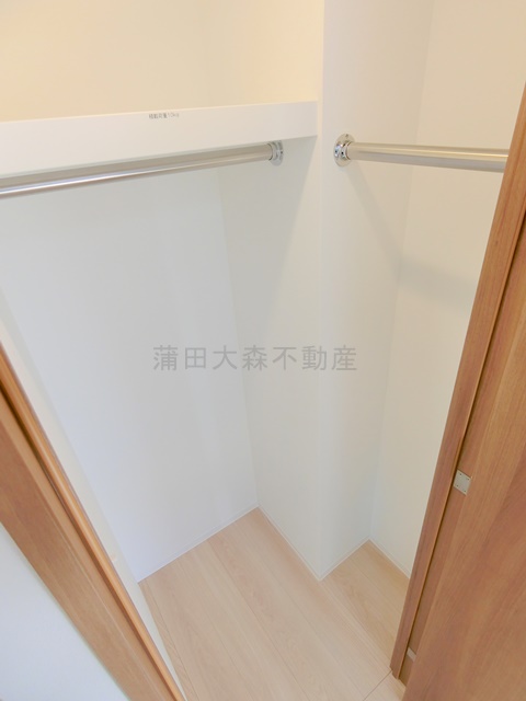 収納　収納　ウォークインクローゼット
