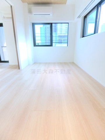 居室・リビング　南西向き2面採光のDK8帖　リビングダイニングキッチン