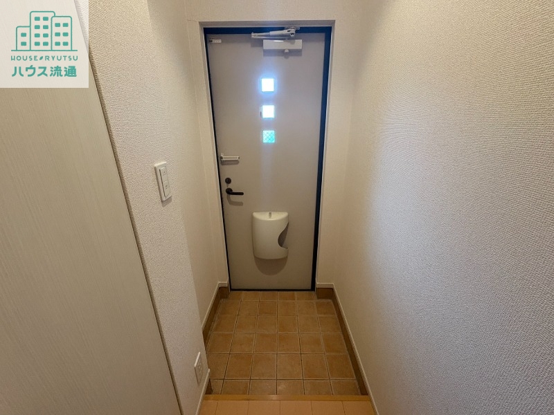 玄関　※別号室の写真