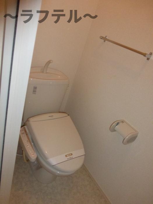 トイレ　別部屋イメージ写真