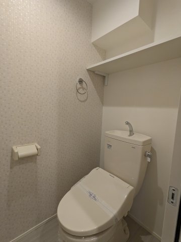 トイレ　102号室
