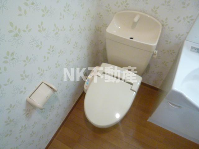 トイレ　清潔感のあるトイレです