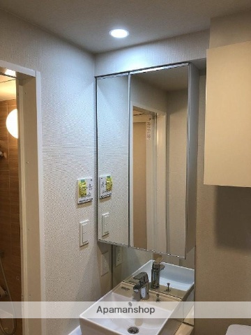 スーパー　サミットストア 井土ヶ谷店（スーパー）まで240m
