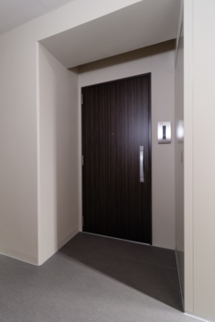 玄関　※写真は同タイプ住戸です。