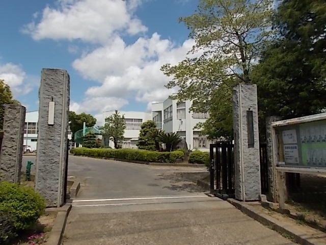 小学校　栄小学校（小学校）まで500m