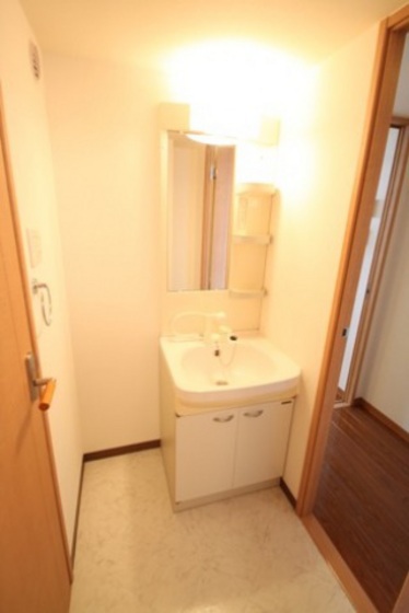 洗面設備　※掲載写真は同マンション別部屋参考写真参考写真となります。