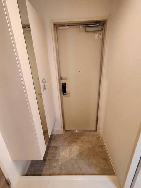 玄関　玄関
